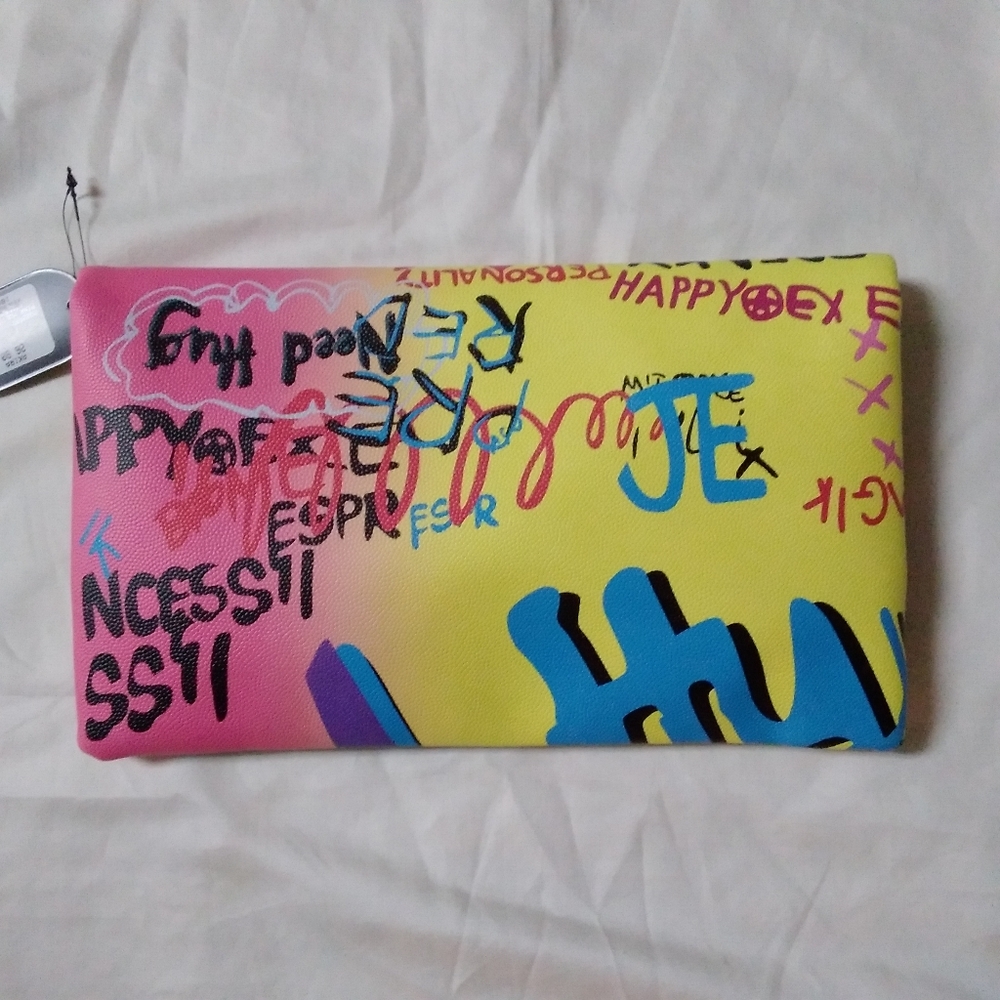 AKIRA Graphic Graffiti Clutch Handbag - Picture 2 of 10